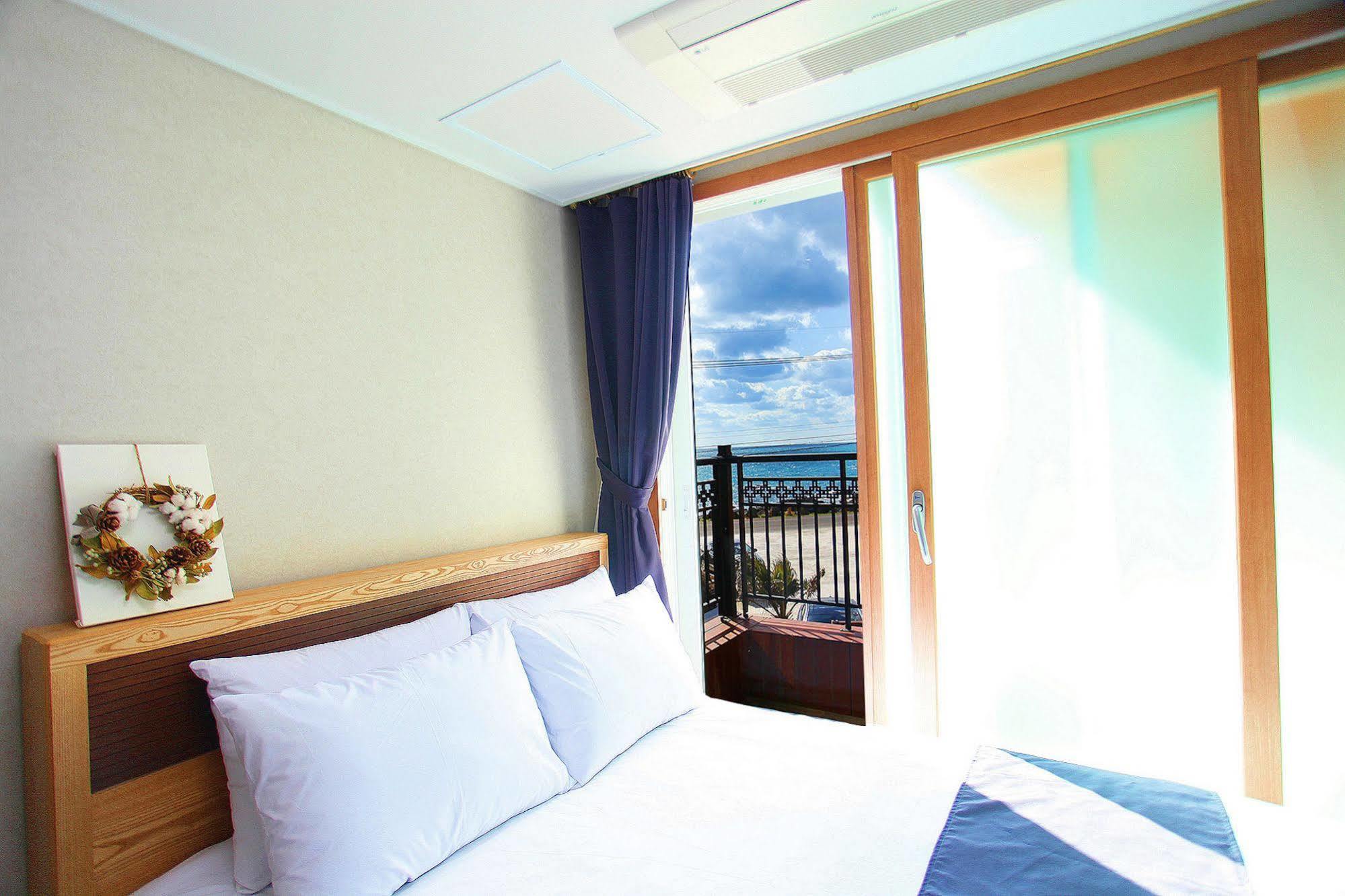 J Raum Resort Seogwipo-stad Buitenkant foto